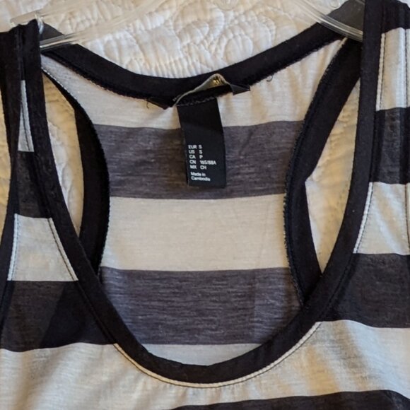 Navy and White Oversize Tank Top - Picture 6 of 7